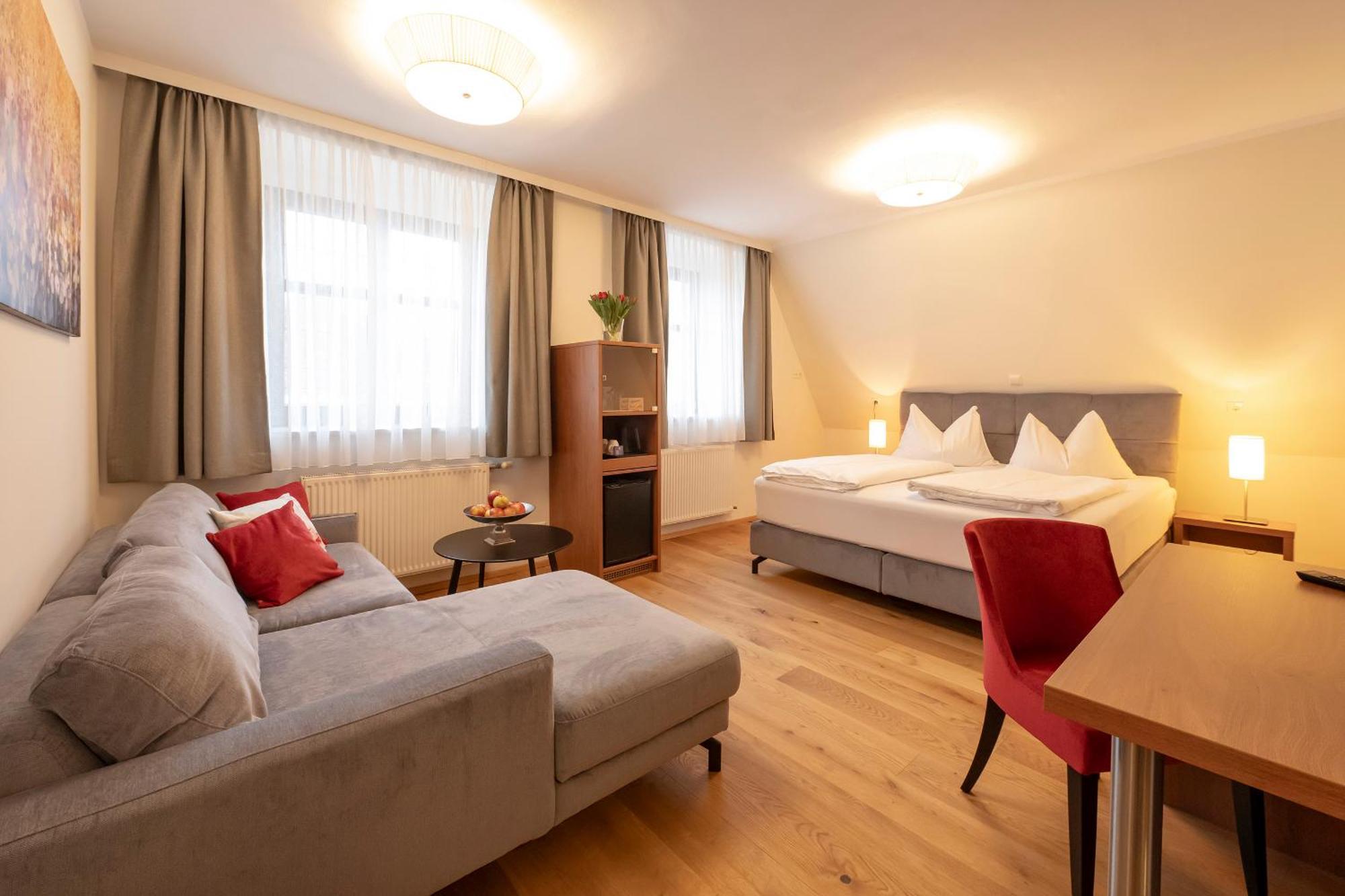 Hotel Mader Steyr Eksteriør bilde